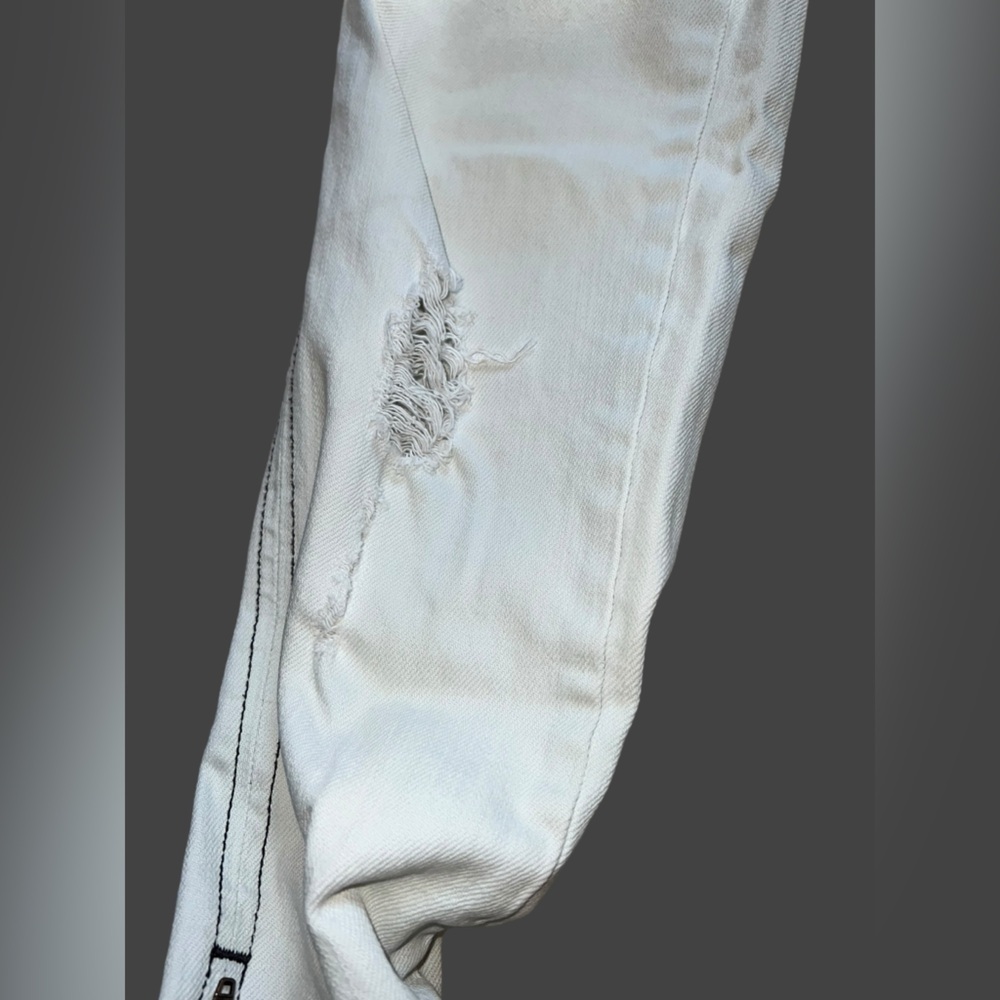 Carmar LF Low Rise White Jeans – Studded Fleur de Lis – Size 27 - Picture 7 of 8